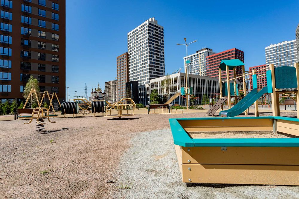 ВЛАСНИК! ПРОДАЖ 3-к квартири з КОМОРОЮ В ЖК Варшавський 3