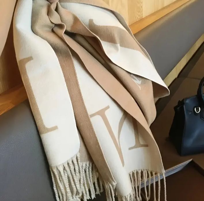 Elegancki dwustronny gruby szalik damski ciepły z frędzlami Nowy