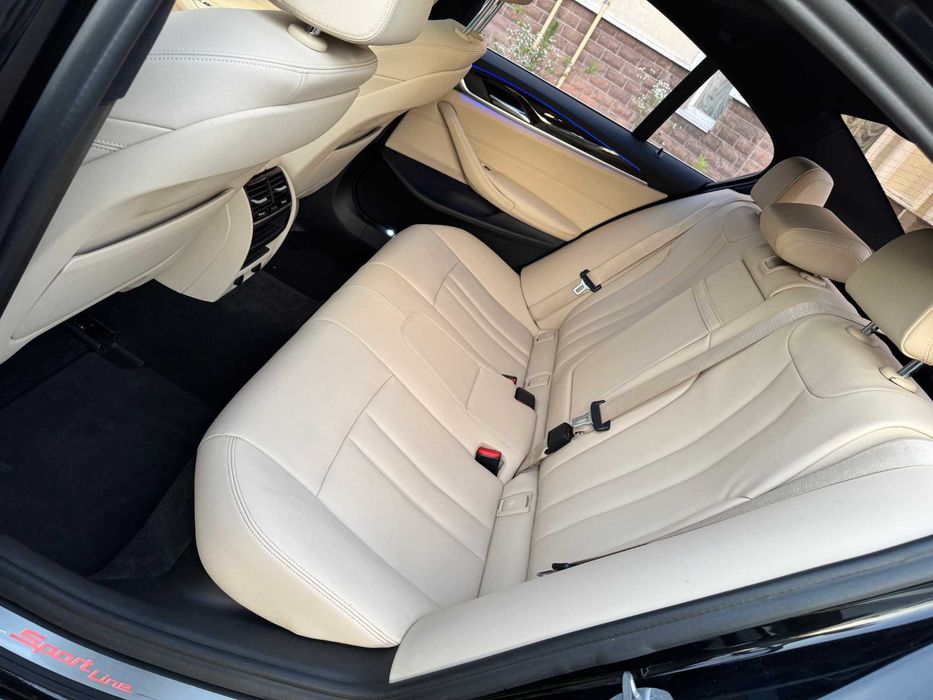 BMW 5 Series 2019 VIN WBAJA5C54KWW29974 фото оголошення 17 з 24