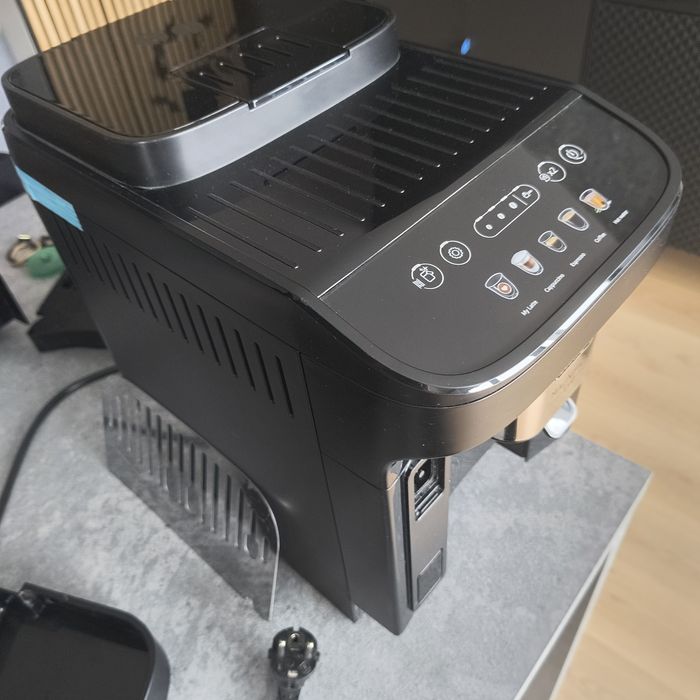 Ekspres DeLonghi Magnifica Evo Ecam 290.61 B