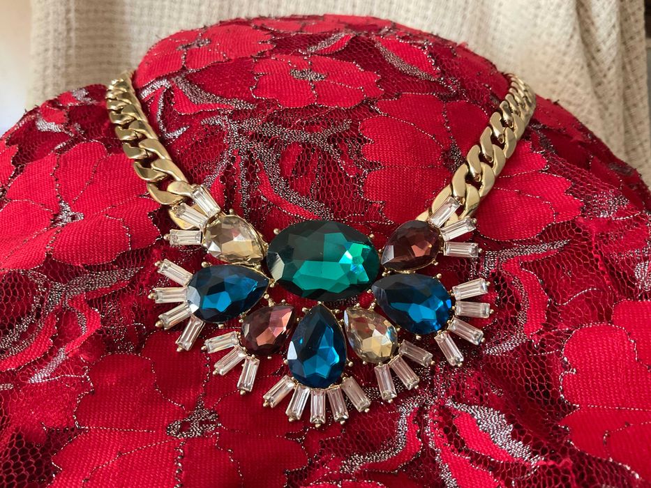 Colar Dramatico e de Alta Qualidade - Bijuteria Lindissima!