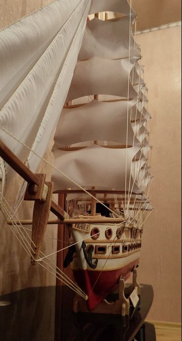 корабель колекційний 'france ll'