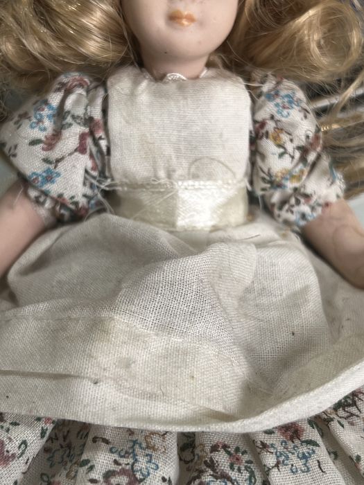 Lalka porcelanowa ania z zielonego wzgórza
