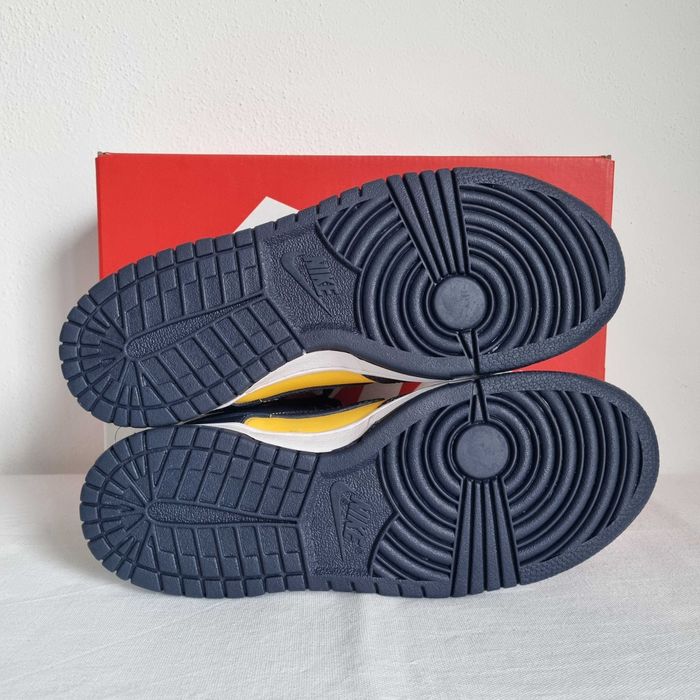 Nike Dunk Low "Michigan" (GS) - Tamanho 38,5