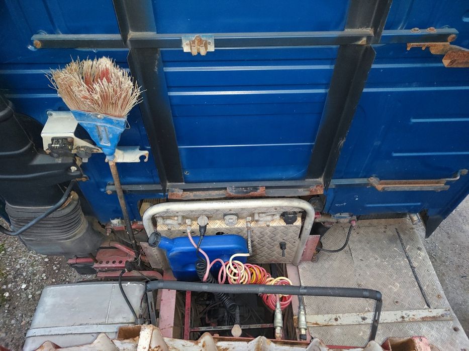 продаю тягач с прицепом VOLVO FH12