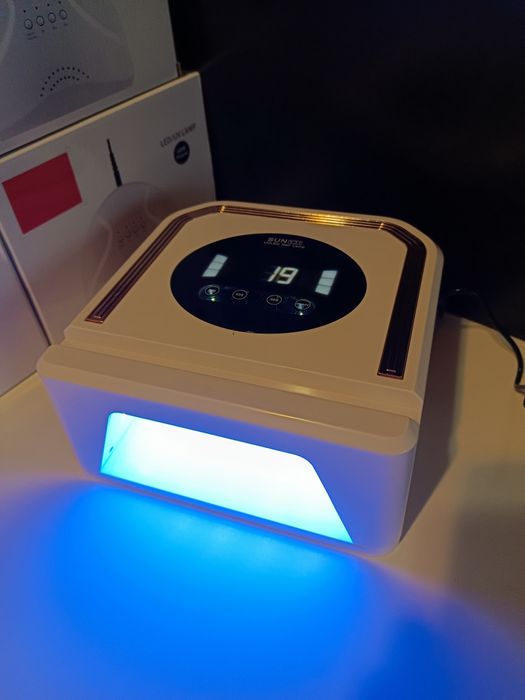 Акум Лампа для манікюру  UV/LED для гель лаку SUN Y31