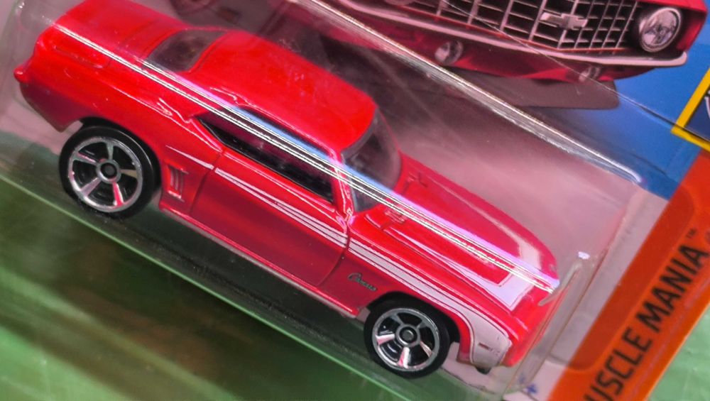 '69 Copo Camaro Hot Wheels 2022 r. 193/250 HCV68-M521 nr1270