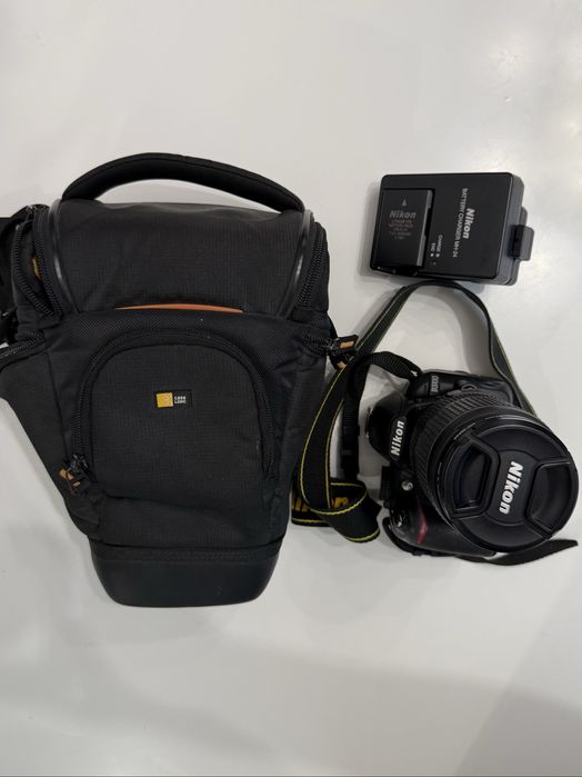 Дзеркальний фотоапарат Nikon D3100 + kit об'єктив 18-105 мм