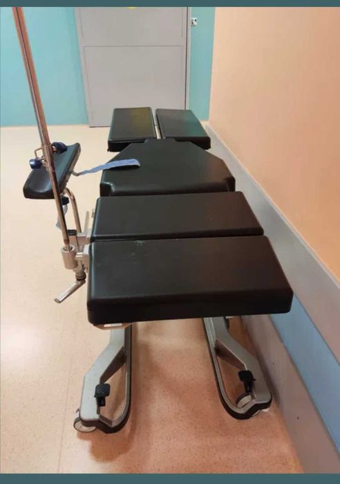 Стіл хірургічний універсальний