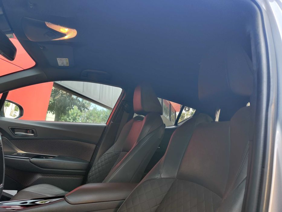 Toyota chr 1.8 hybrid