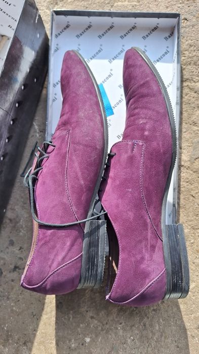 Туфли замшевые,фиолетового цвета размер 43
Состояние аккуратно носи