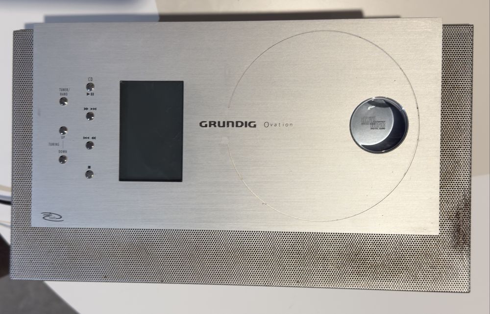 Radio Grundig com CD