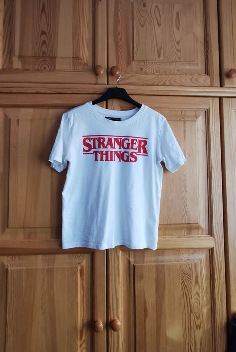 T-shirt Stranger Things Sinsay XS