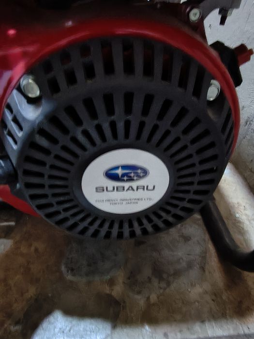 Бензиновий генератор GENMAC ZIP2500R-CE