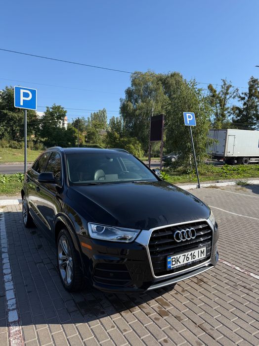 Автомобіль ауді ку3