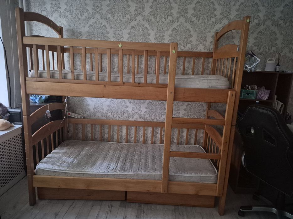 Продам ліжко двохповерхове,  Карина люкс: