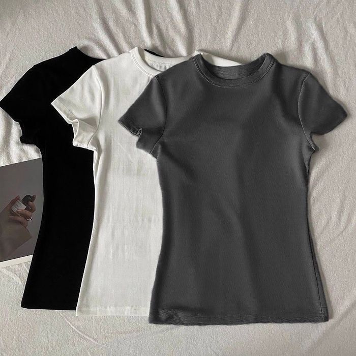 Футболка жіноча