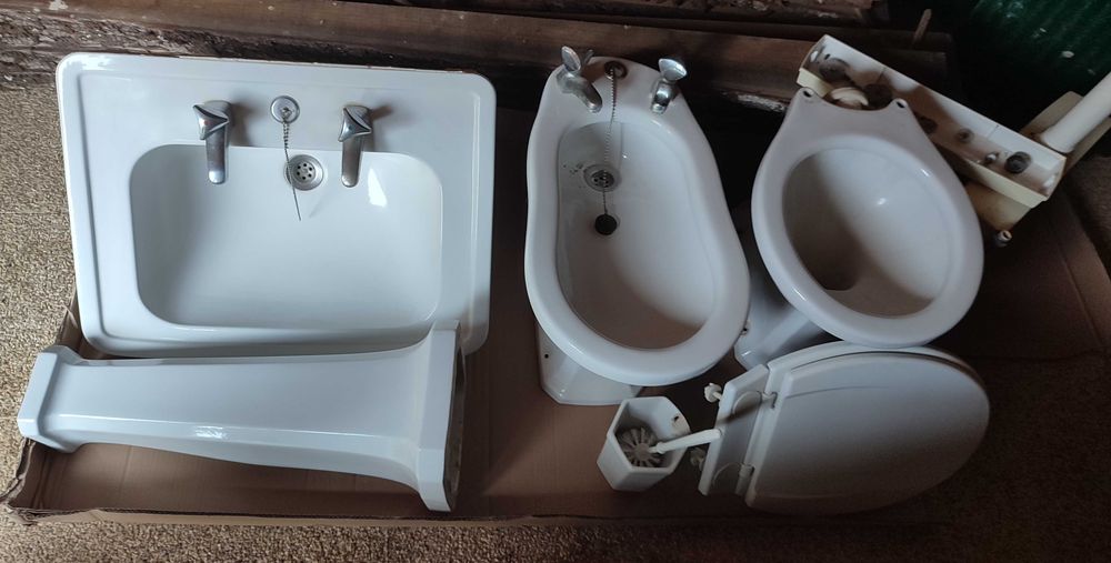 Louças para WC - completo, tem tudo