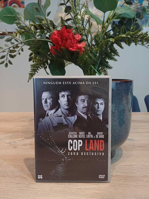 DVD Cop Land - Zona Exclusiva - Stallone / De Niro - NOVO