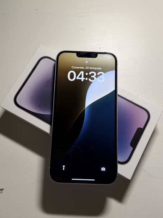 iPhone 14 plus + kabelek