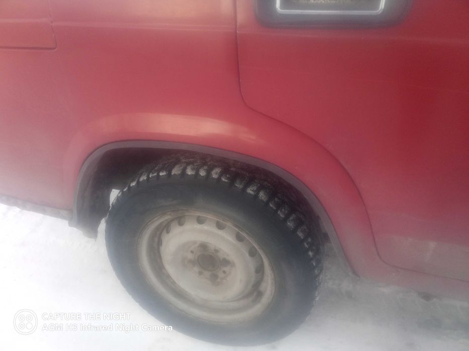 Продам Ваз 2105 газ Бенз  5ступка35000