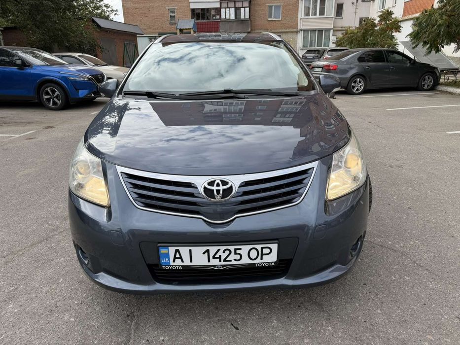 Toyota Avensis у відмінному стані