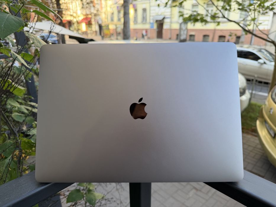 Ідеальний MacBook Pro 16” i9 16/1Tb Space Gray