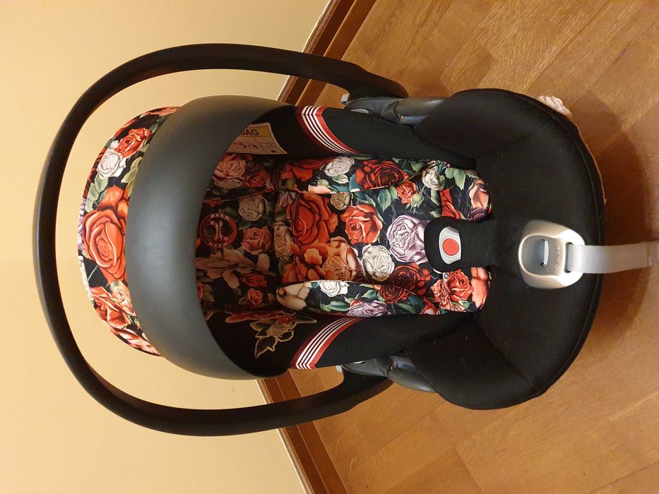 Fotelik Cybex Cloud Z i-size Spring Blossom