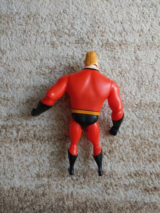 Disney Pixar Iniemamocni Robert Bob Parr Pan iniemamocny postać figurk