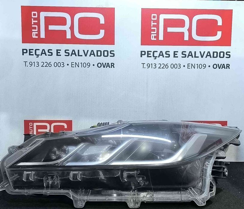 Ótica / Farol Esquerdo 81150-02T31-00 - TOYOTA COROLLA Hatchback