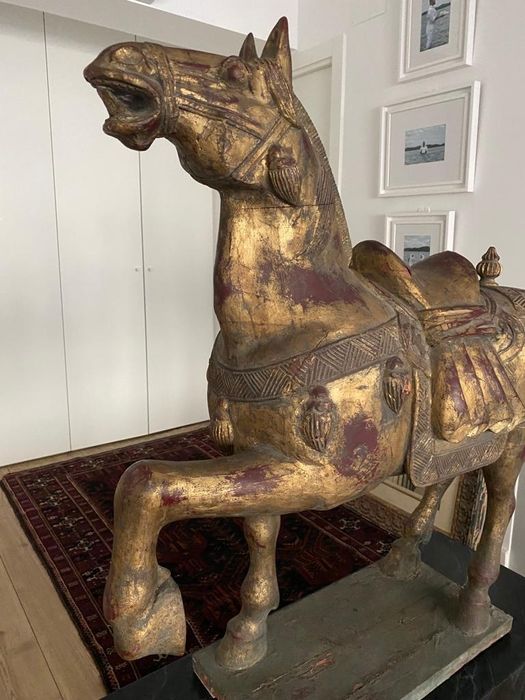 Cavalo de madeira Dinastia Tang, meados séc. XIX.