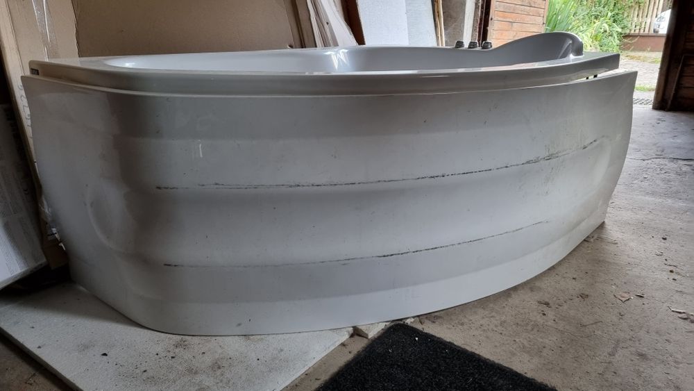 Wanna z hydromasażem