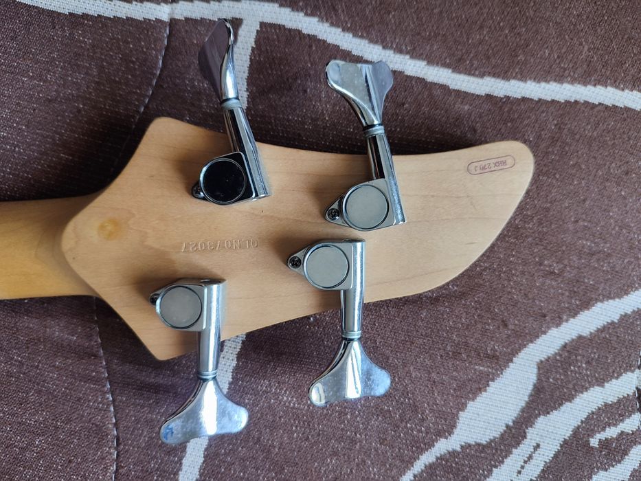 Baixo Yamaha RBX 270 J