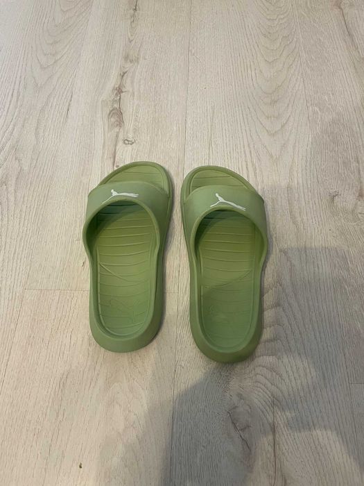 Klapki damskie Puma roz. 37 24 cm