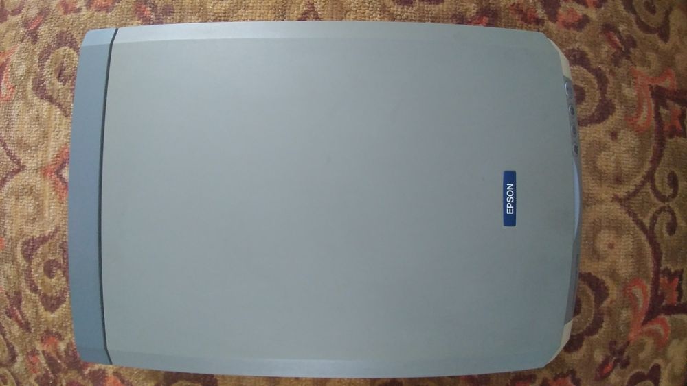 Сканер Epson Perfection 1270