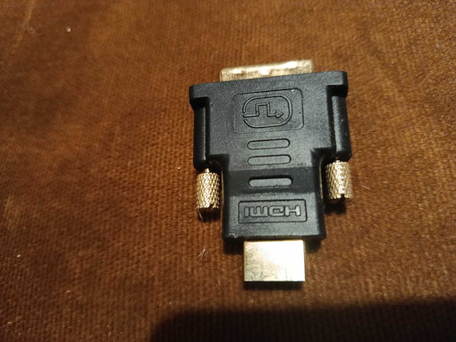 adapter HDMI-DVI-D