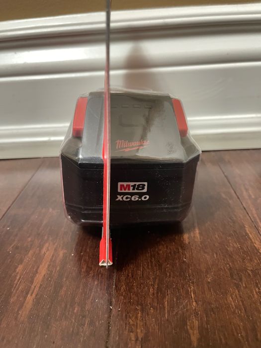 Milwaukee          Bateria