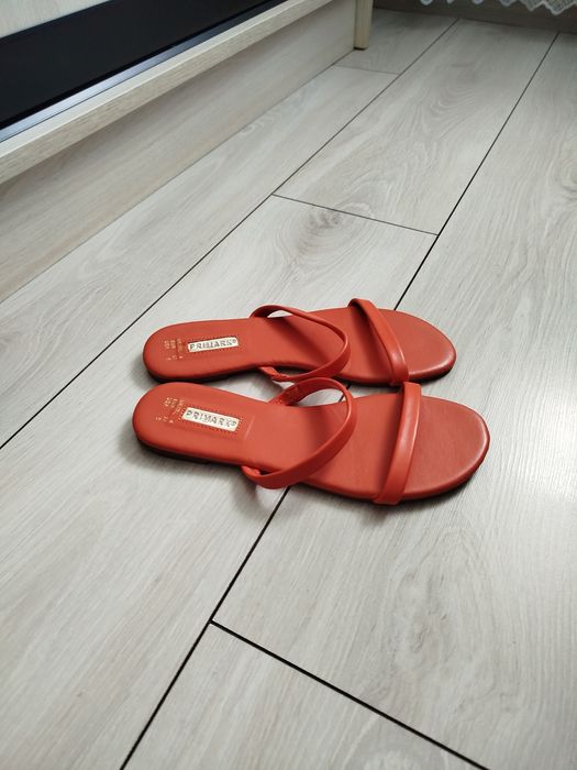 Тапочки розмір 37 нові