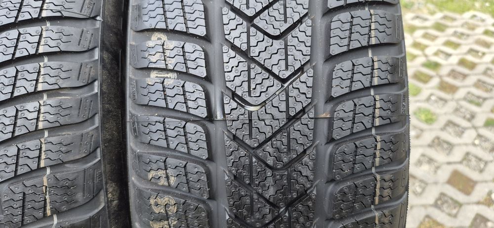 215/65r17 99H Pirelli Sottozero3 z 2020r jak nowe.