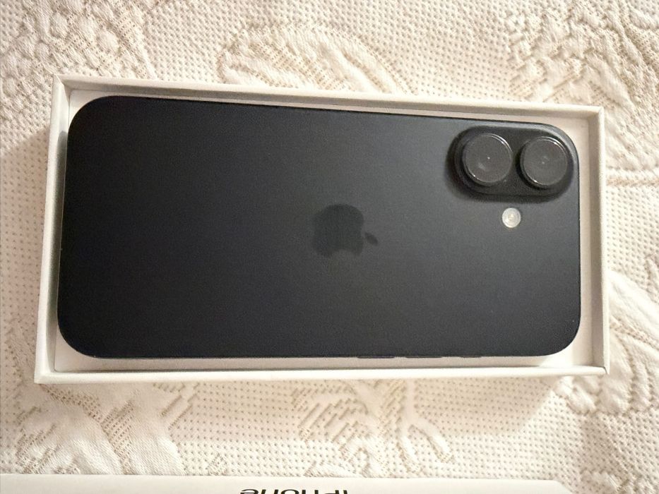 iphone 16 - 128GB