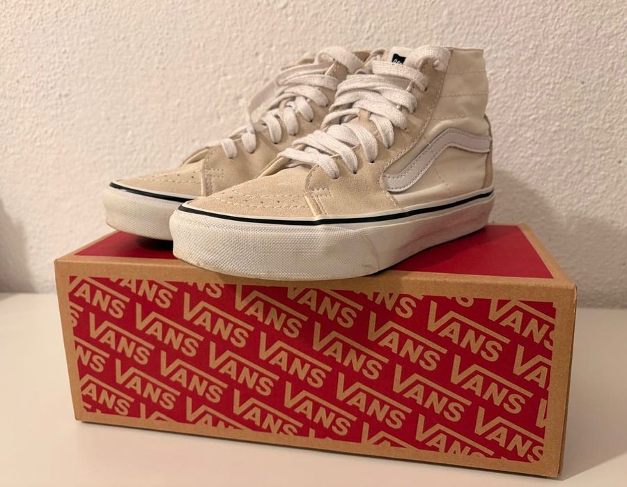 Ténis Vans em Bota