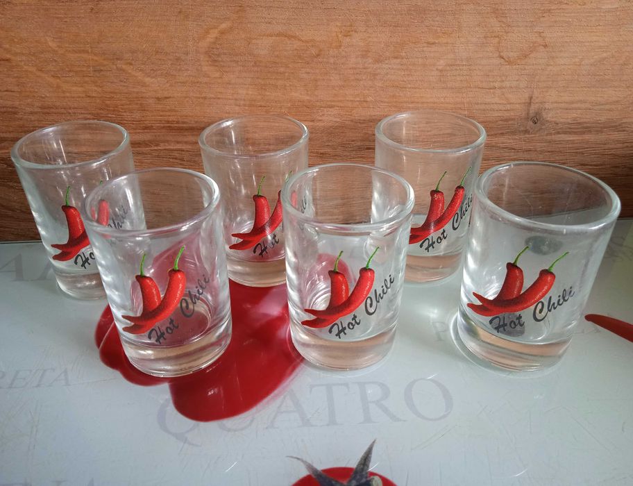 Набор стопок перчики