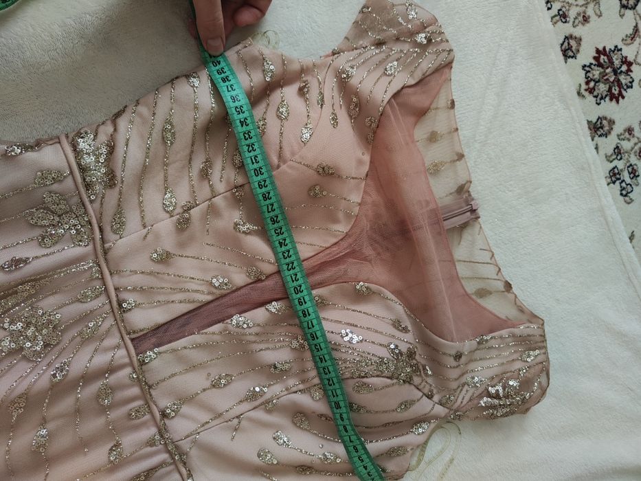 Вечірня сукня розміру S/M, по бірці 38