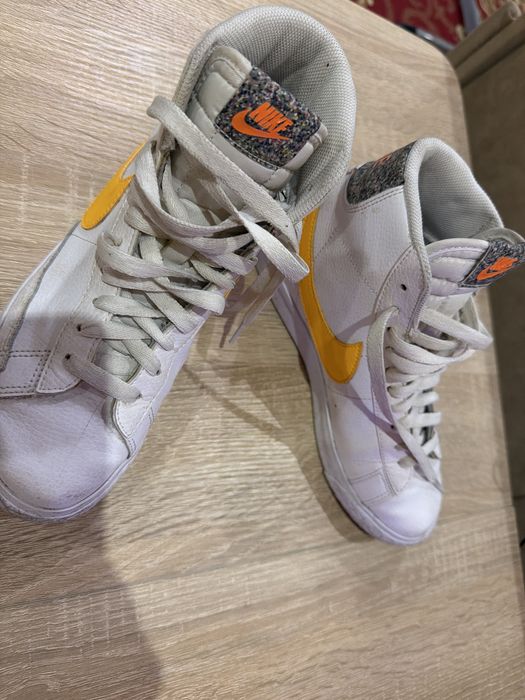 Кросівки оригінальні NIKE