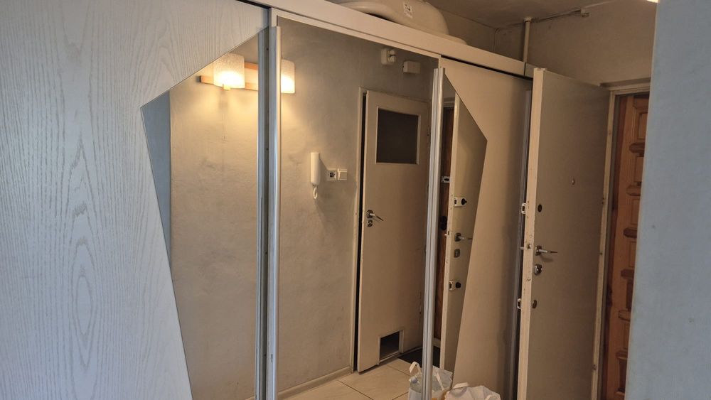 Szafa do przedpokoju