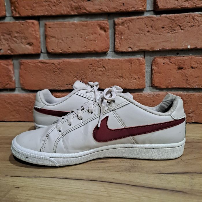 Buty nike Court Royale (GS) Desert Sand/Red Crush/White w r