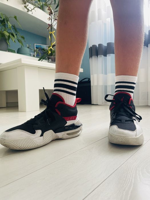 Кросівки Оригінал Nike Air Jordan Stay Loyal 2