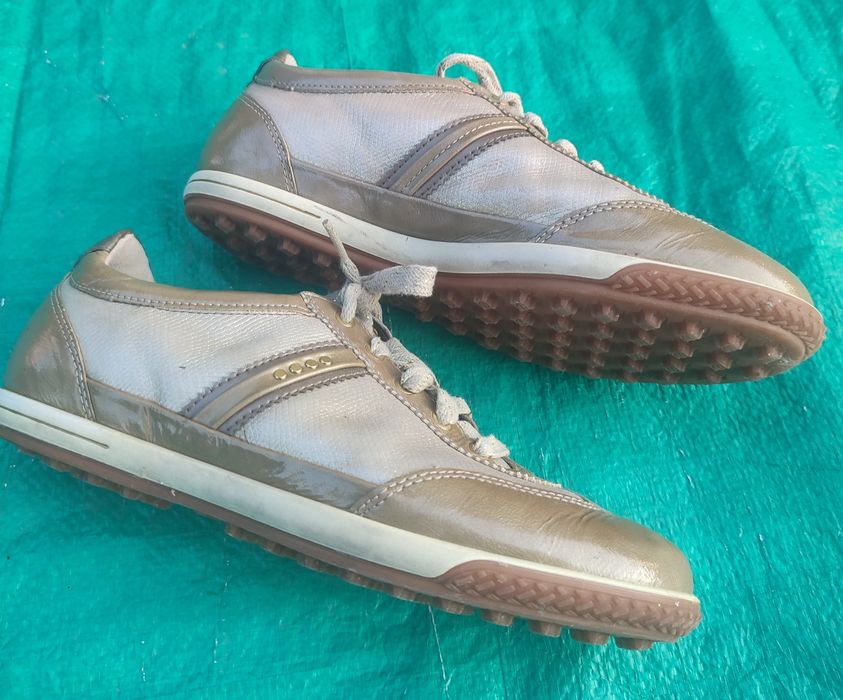 Кросівки жіночі Ecco 38 розмір