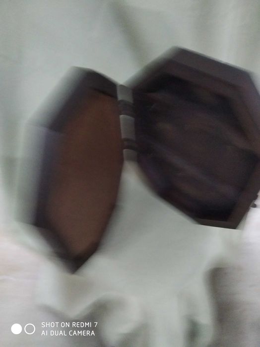 Porta chaves antigo muito bonito medidas 28cm por22cm de largura