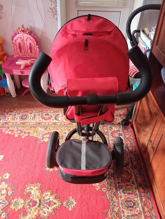 Триколісний дитячий велосипед з батьківською ручкою Best Trike.